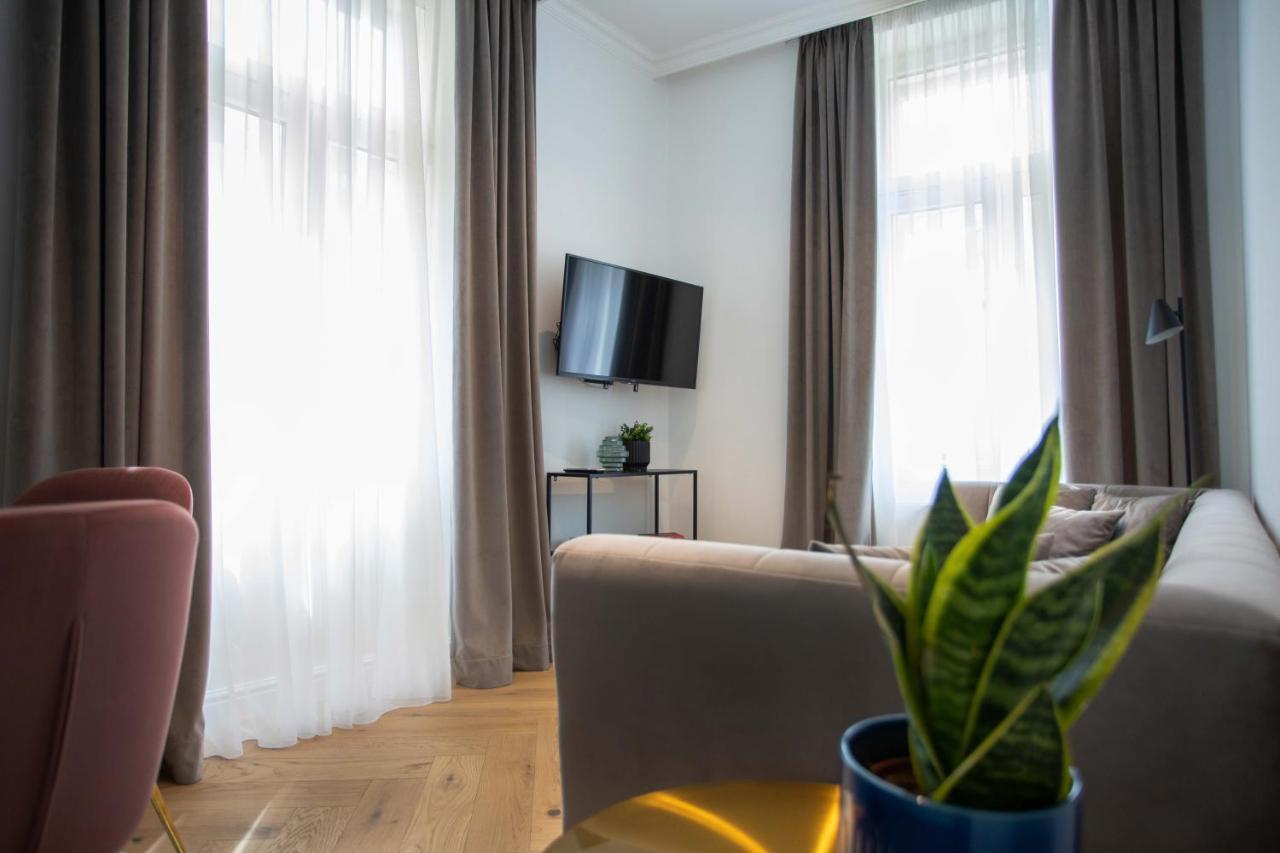 Pierrot & Pierrette Gajeva 6 Apartamento Zagreb Exterior foto